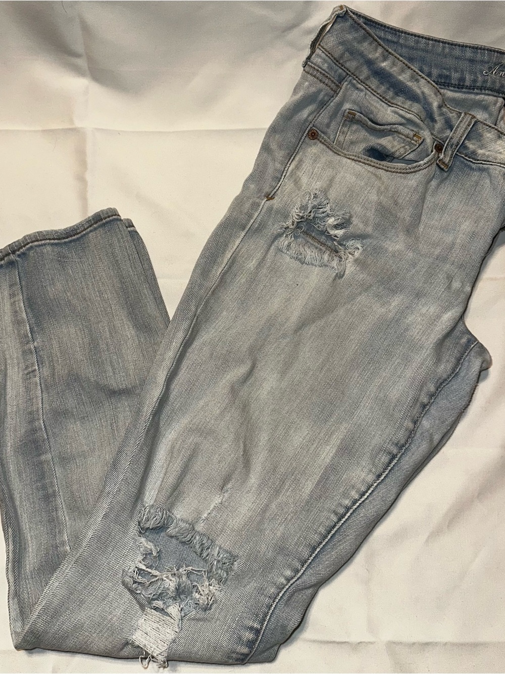 American Eagle Outfitters Light Blue Distressed Skinny Boyfriend Jeans Size 12